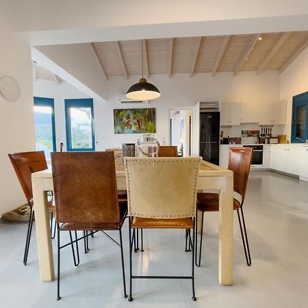 Zidanos Luxurious Sea Front Villa Marantochori Екстер'єр фото