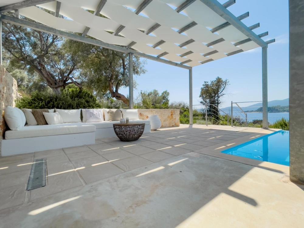 Zidanos Luxurious Sea Front Villa Marantochori Екстер'єр фото