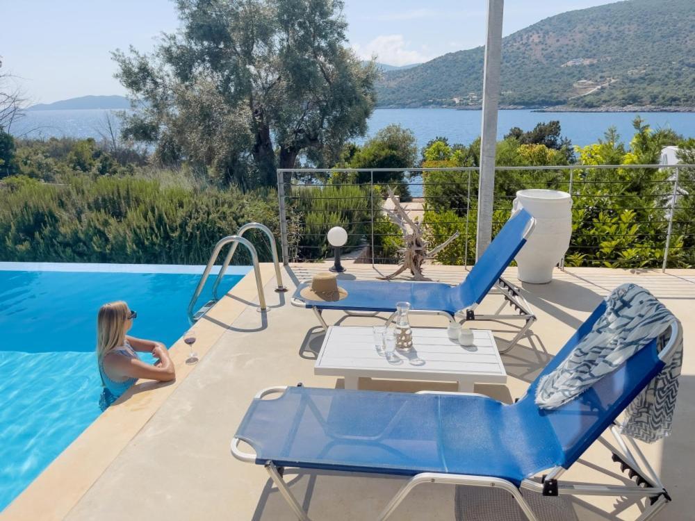 Zidanos Luxurious Sea Front Villa Marantochori Екстер'єр фото